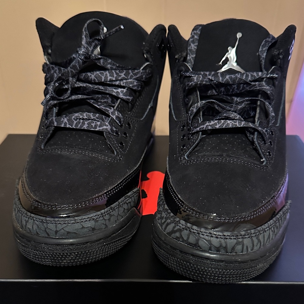 Jordan Black Retro Sneakers